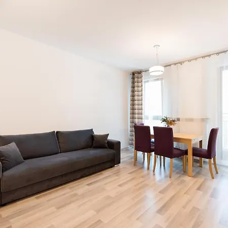 Praga Delightful By Bookinghost Appartement Warschau