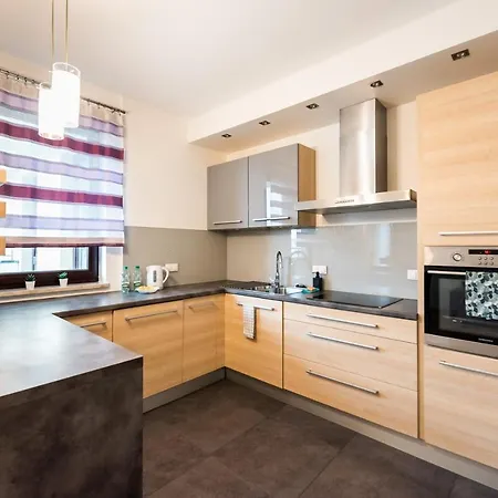 Appartement Praga Delightful By Bookinghost