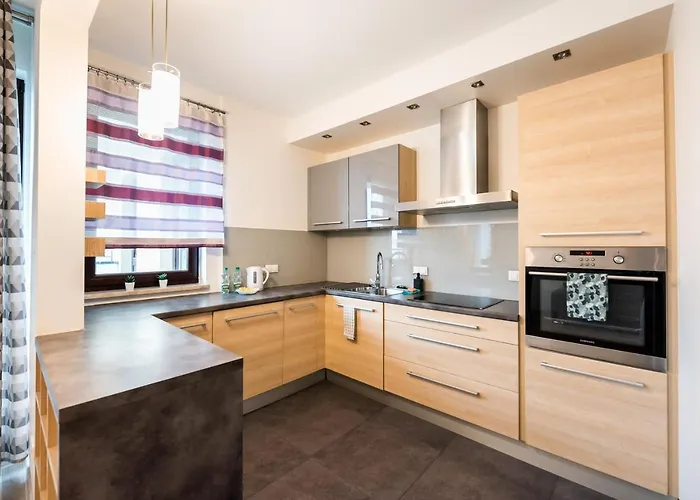 Апартаменты Praga Delightful By Bookinghost